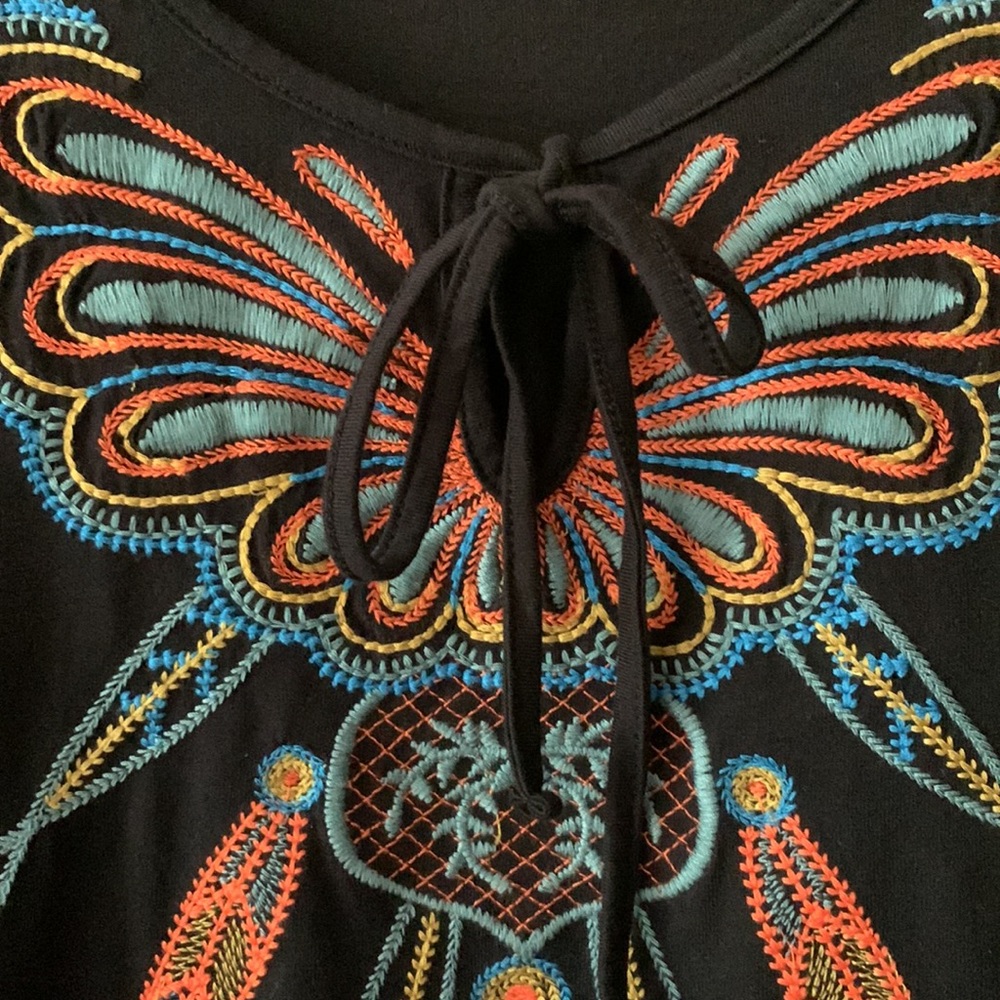 august silk 100% cotton short sleeve top. - Picture 2 of 5